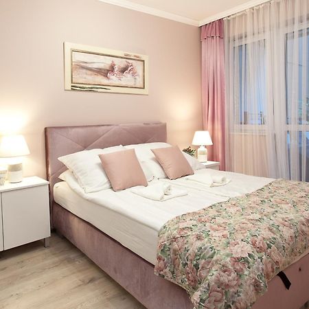 Apartament Kasprowicza 20 A Z Garazen Kołobrzeg Exterior foto